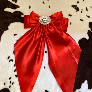 Horse Buckle Bow 🐎